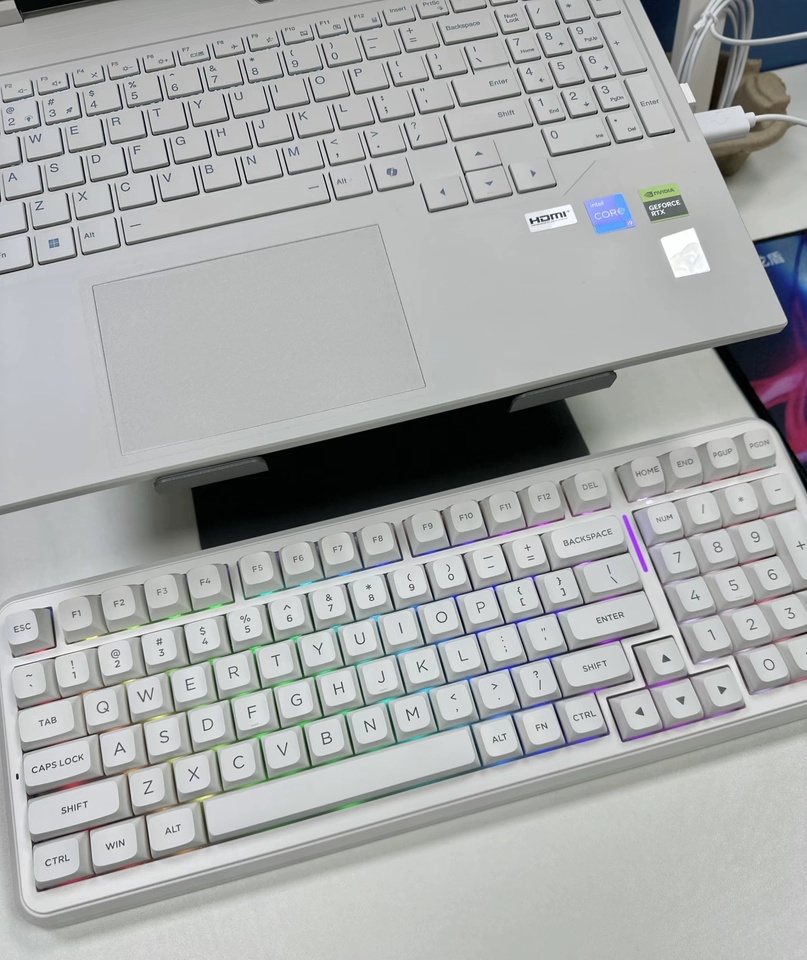 MCHOSE K99 V3 Customizable Mec - Gaming Keyboard Mechanical Wireless recensie en prijs